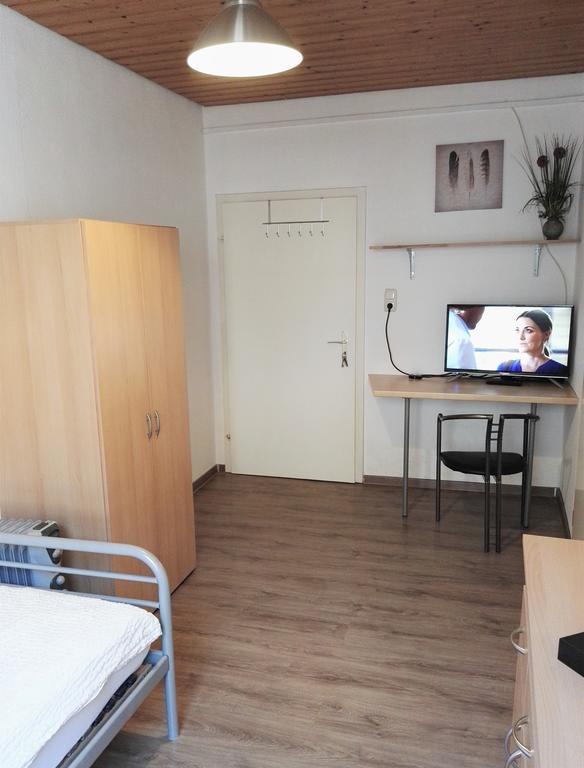 Privatzimmer Furth Zentrum Exterior photo